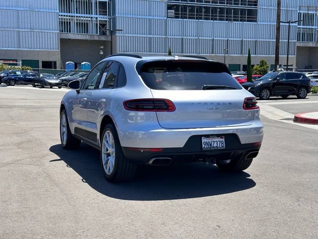 Used 2017 Porsche Macan AWD/4WD image 31