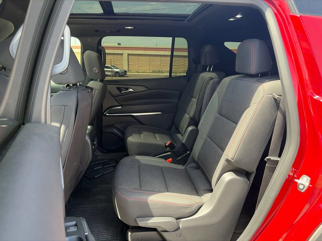 Used 2024 Chevrolet Traverse Z71 w/ LPO, Floor Liner Package AWD/4WD image 21