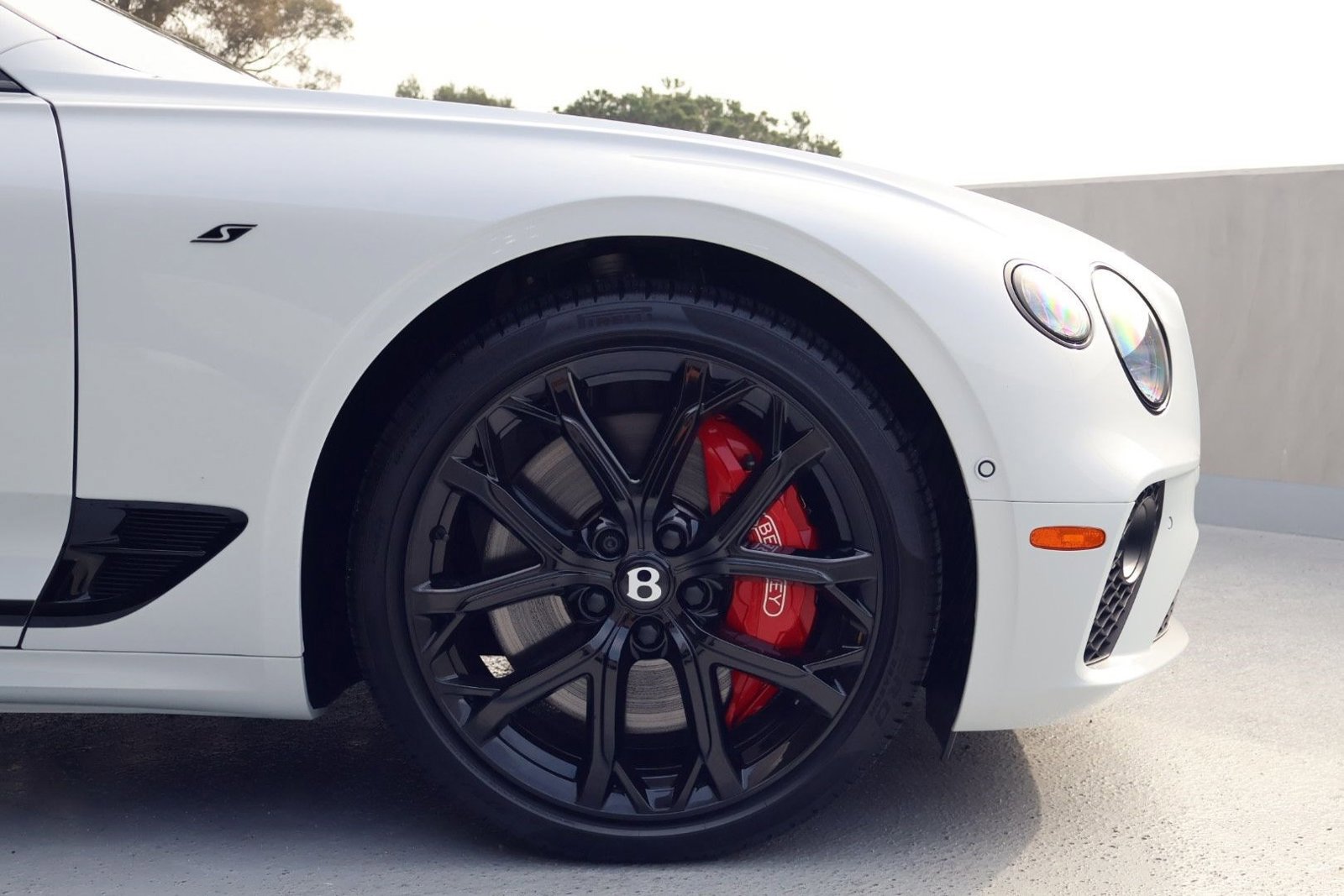 Certified 2024 Bentley Continental GT V8 image 6