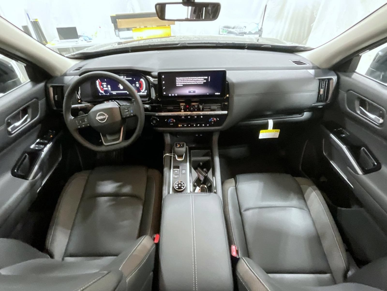 New 2026 Nissan Pathfinder SL AWD/4WD image 14