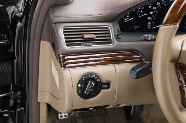 Used 2012 Maybach 62 image 34
