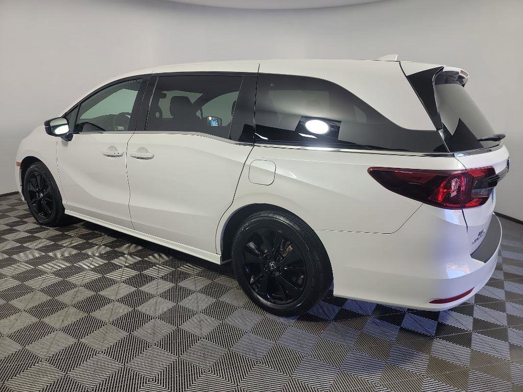 Certified 2024 Honda Odyssey Sport image 10