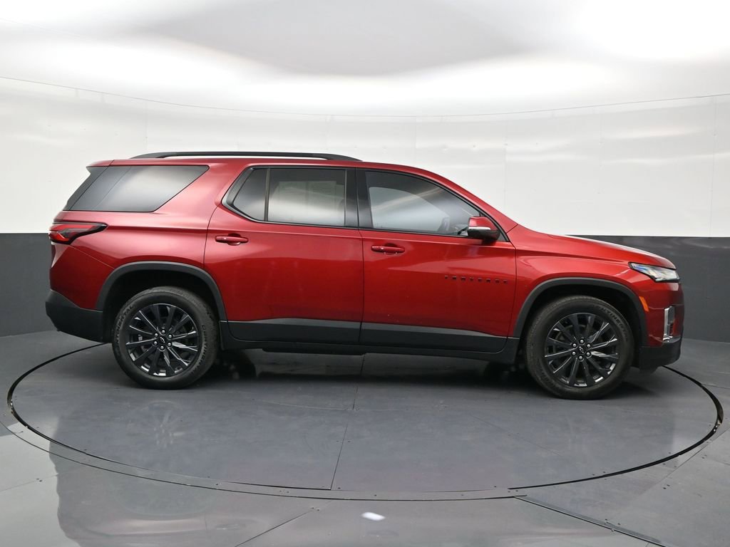Used 2023 Chevrolet Traverse RS image 6