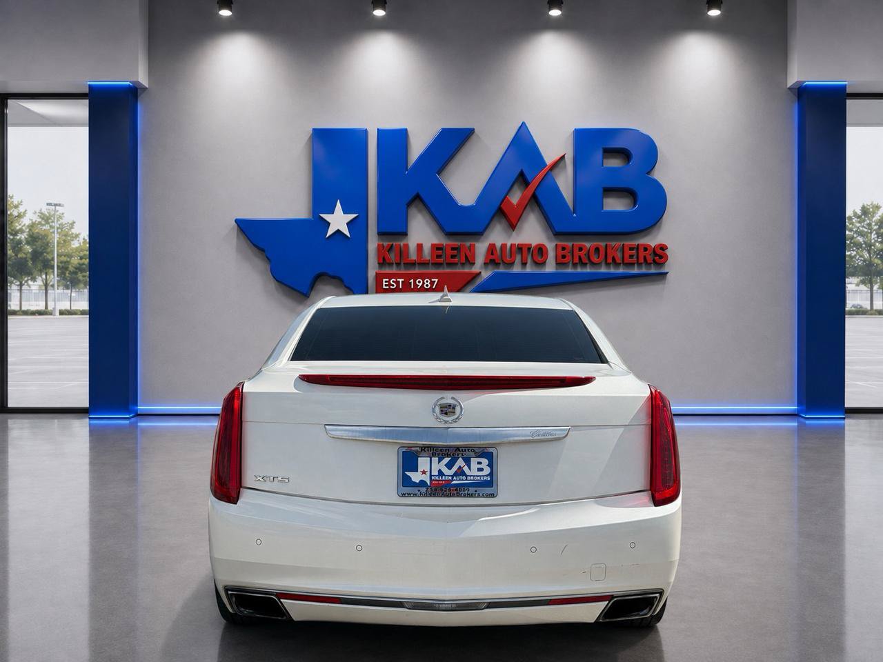 Used 2013 Cadillac XTS Luxury FWD image 5