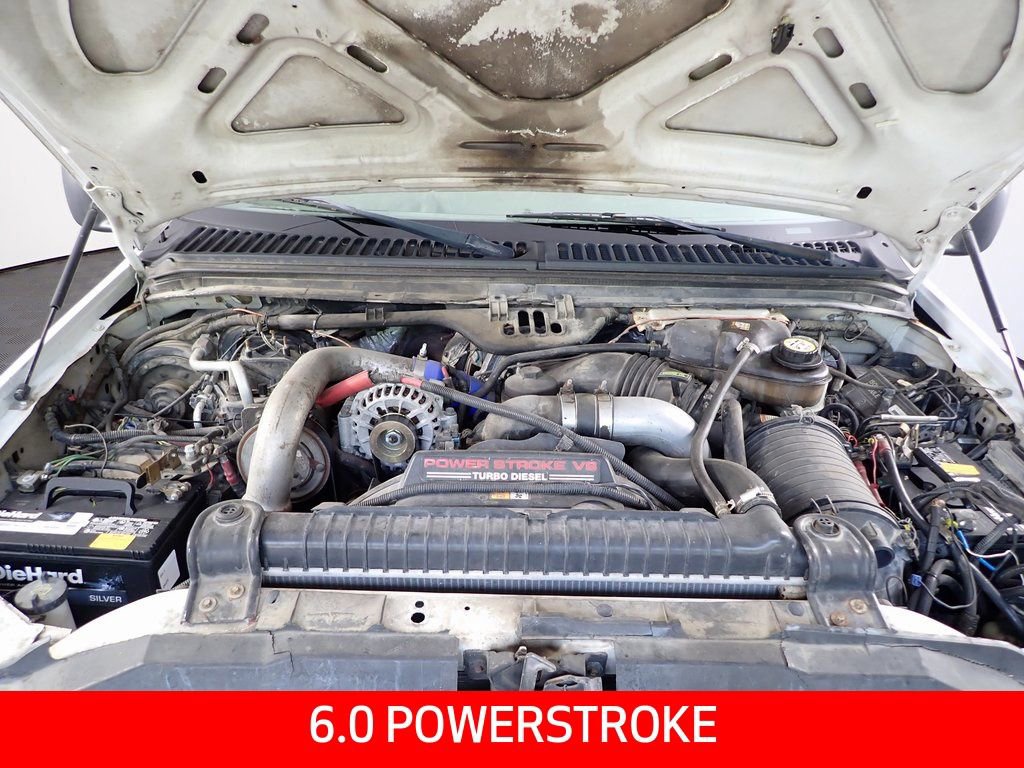 Used 2007 Ford F550 2WD Regular Cab Super Duty image 3