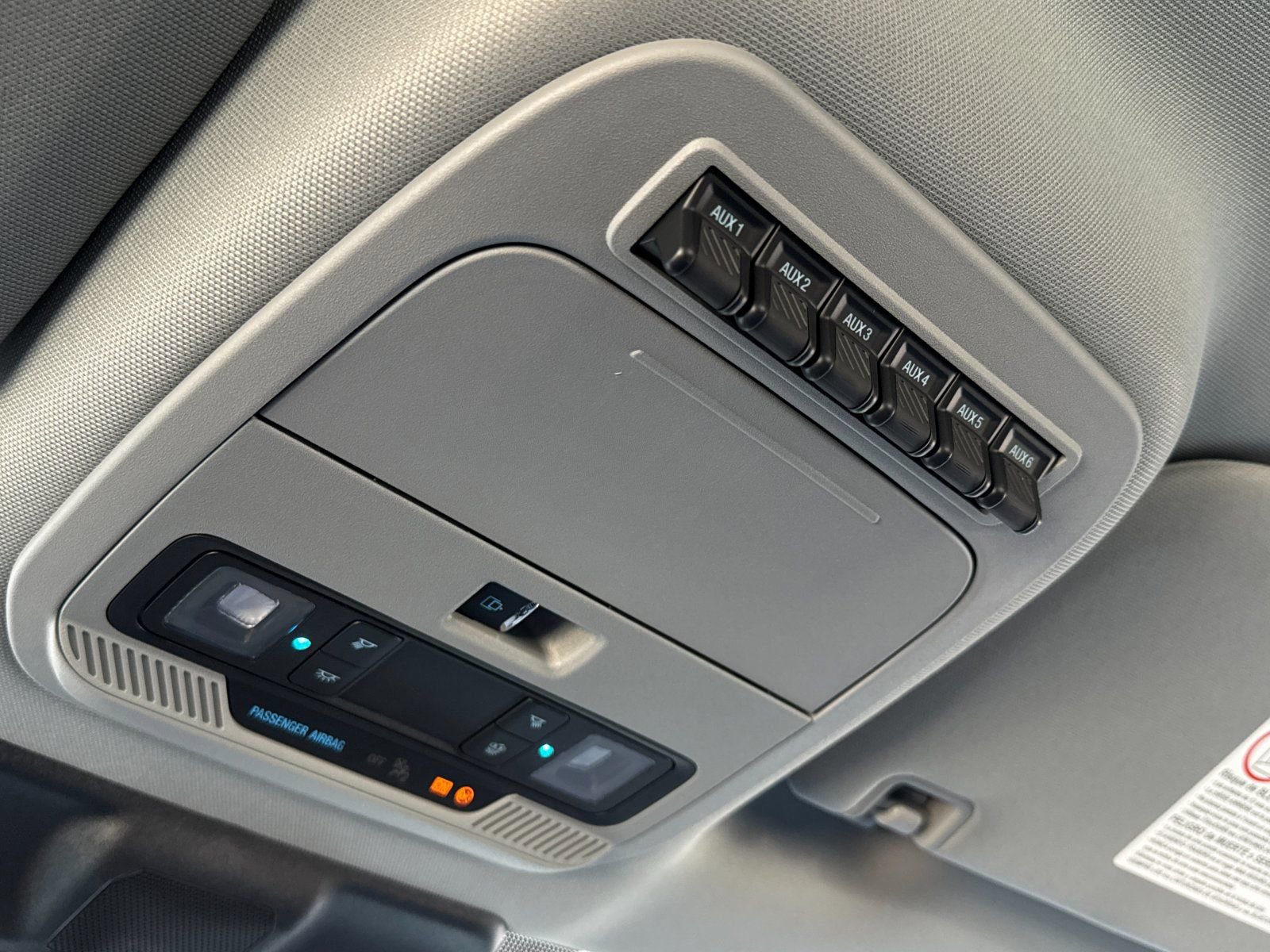 New 2025 Ford F550 4x4 Crew Cab Super Duty image 29