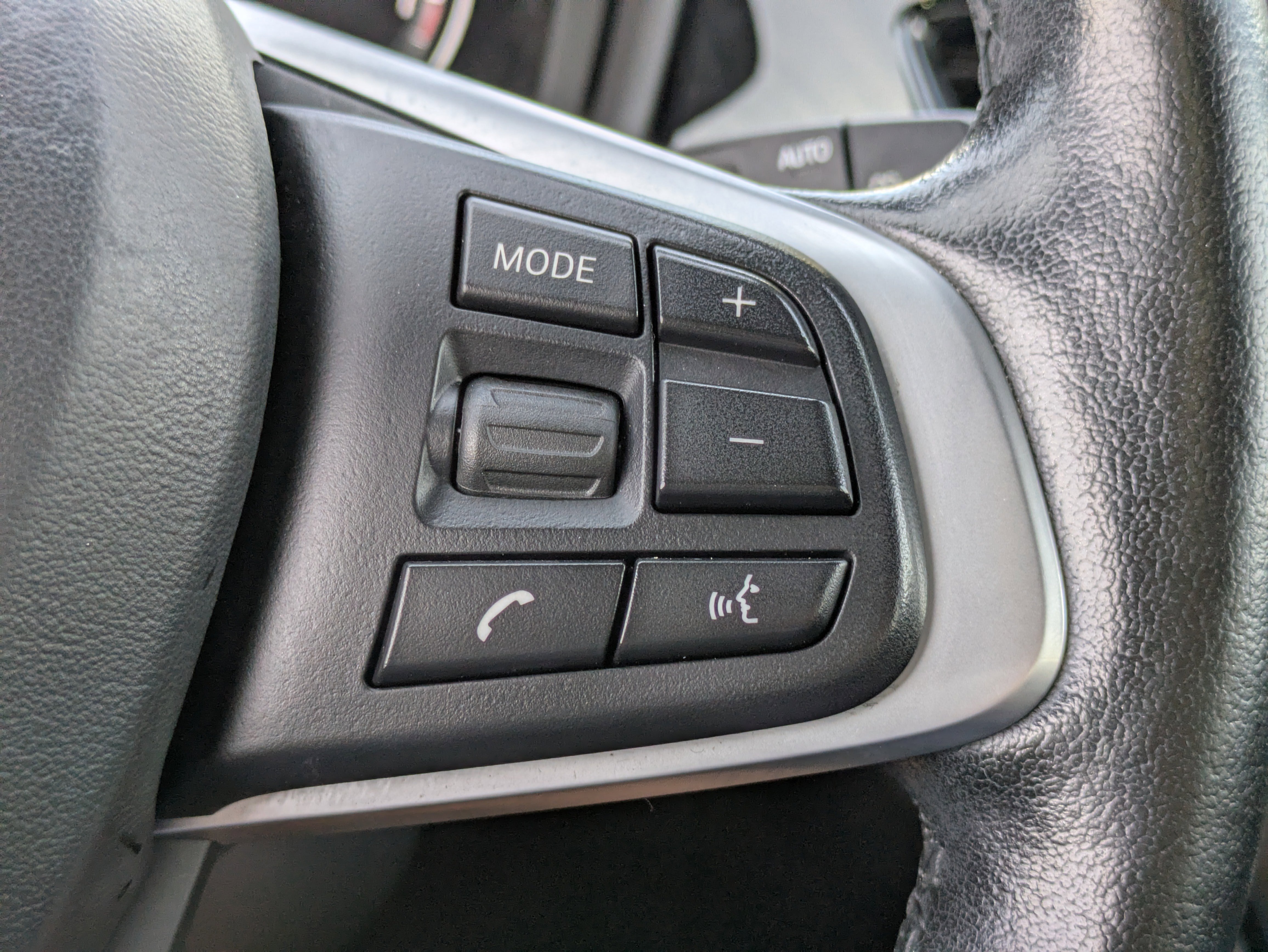 Used 2020 BMW X1 xDrive28i image 25