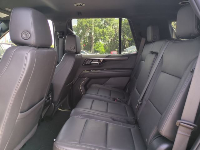 Used 2025 Chevrolet Tahoe Z71 AWD/4WD image 16