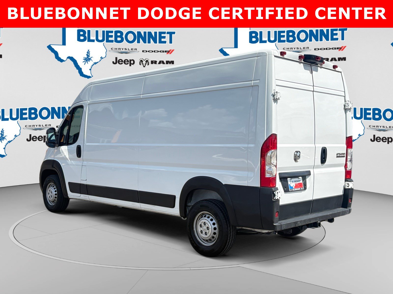 Used 2025 RAM ProMaster 2500 w/ Safety Group FWD image 7