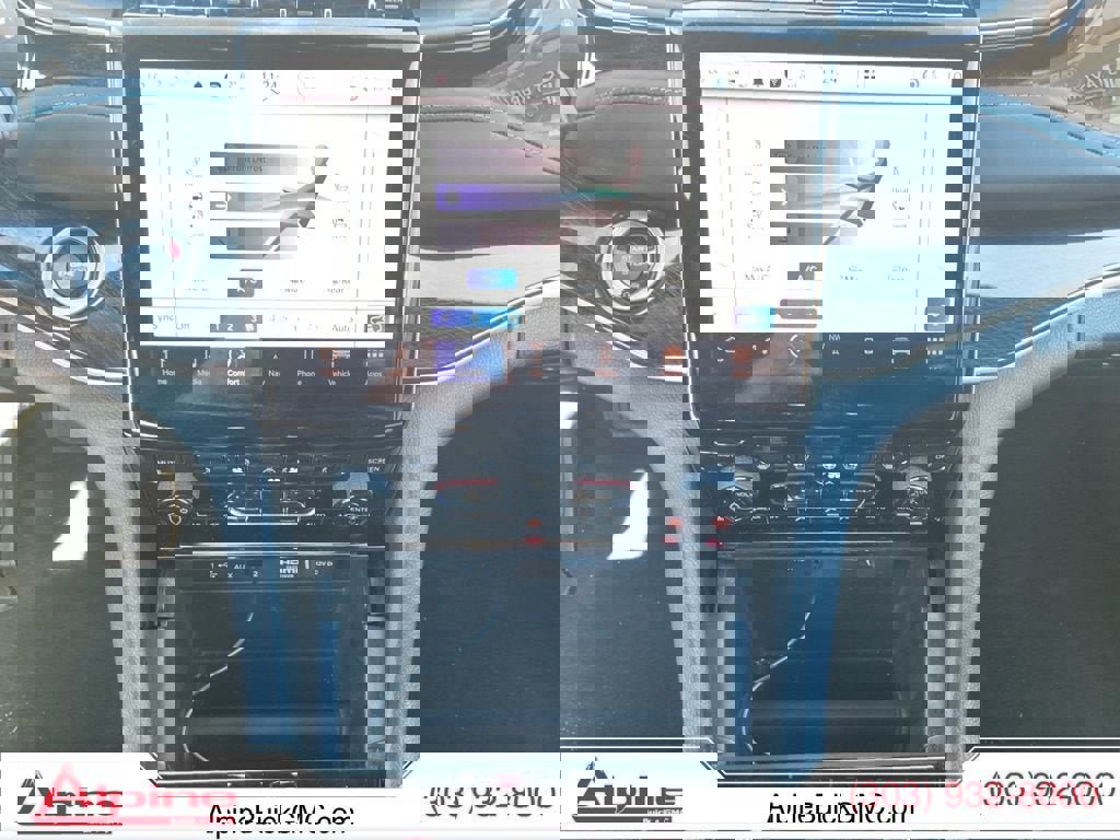 Used 2022 Jeep Grand Cherokee Trailhawk image 11