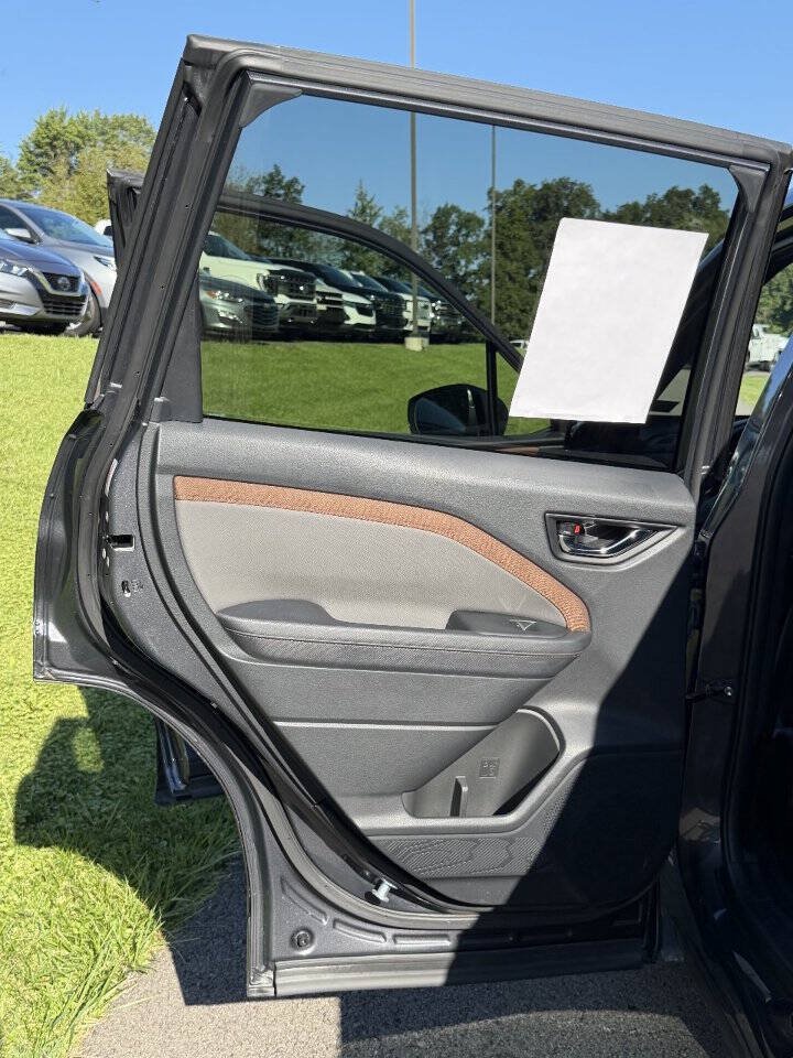 Used 2025 Subaru Forester Sport AWD/4WD image 36