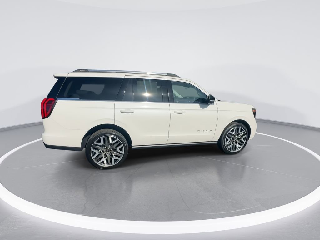 New 2026 Ford Expedition Platinum image 8