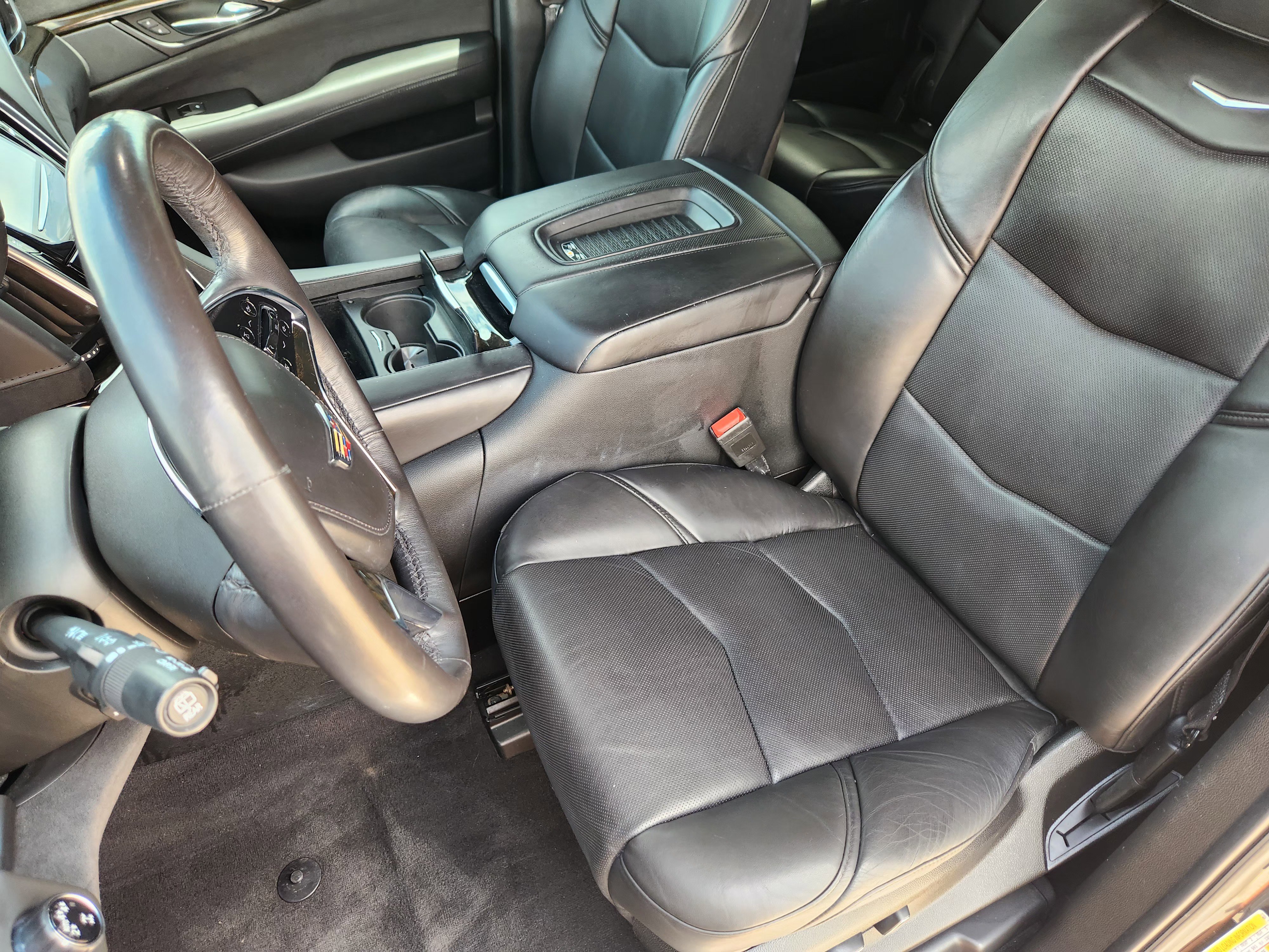 Used 2020 Cadillac Escalade ESV Platinum AWD/4WD image 13