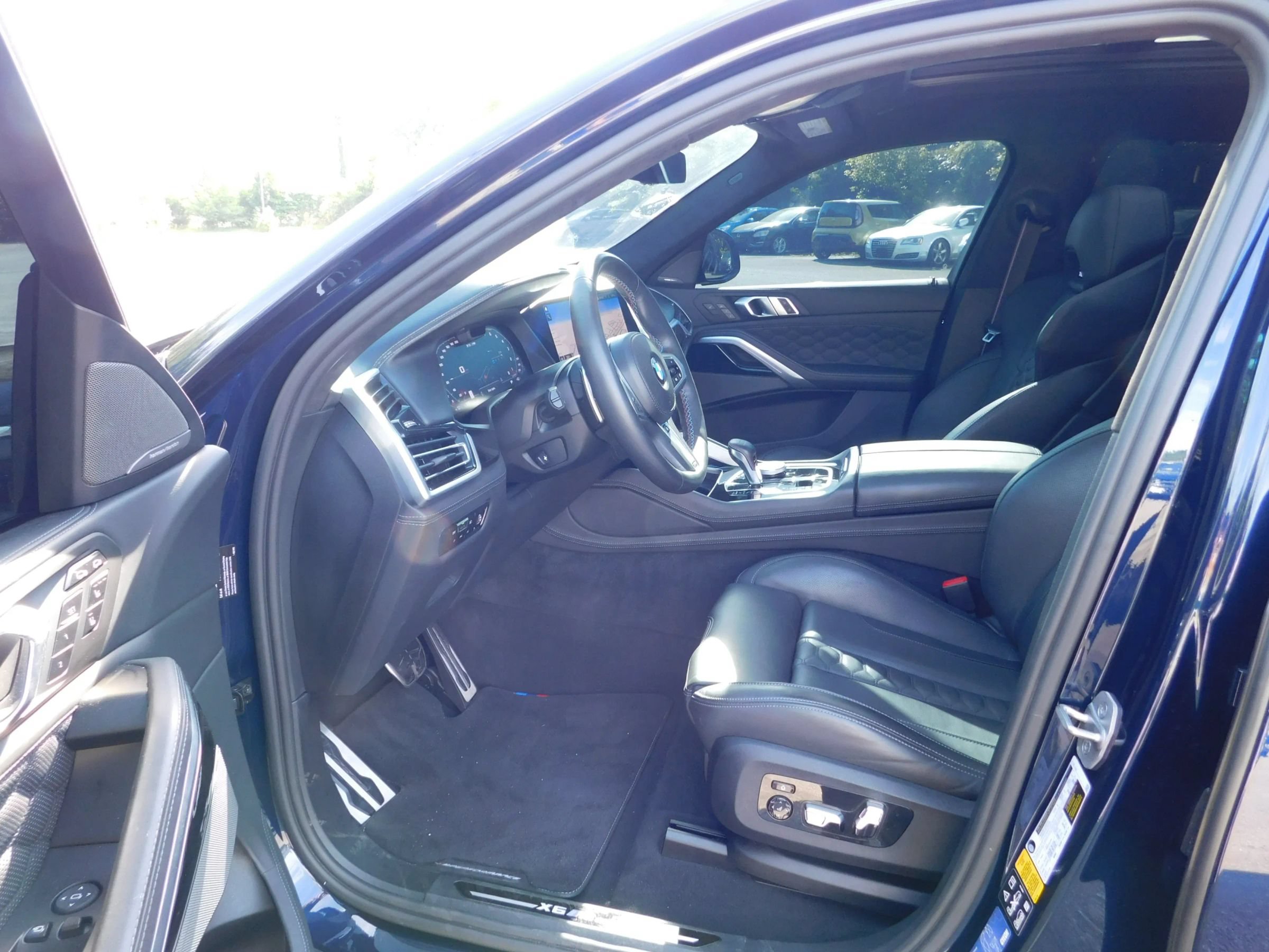 Used 2022 BMW X6 M w/ Competition Package AWD/4WD image 17