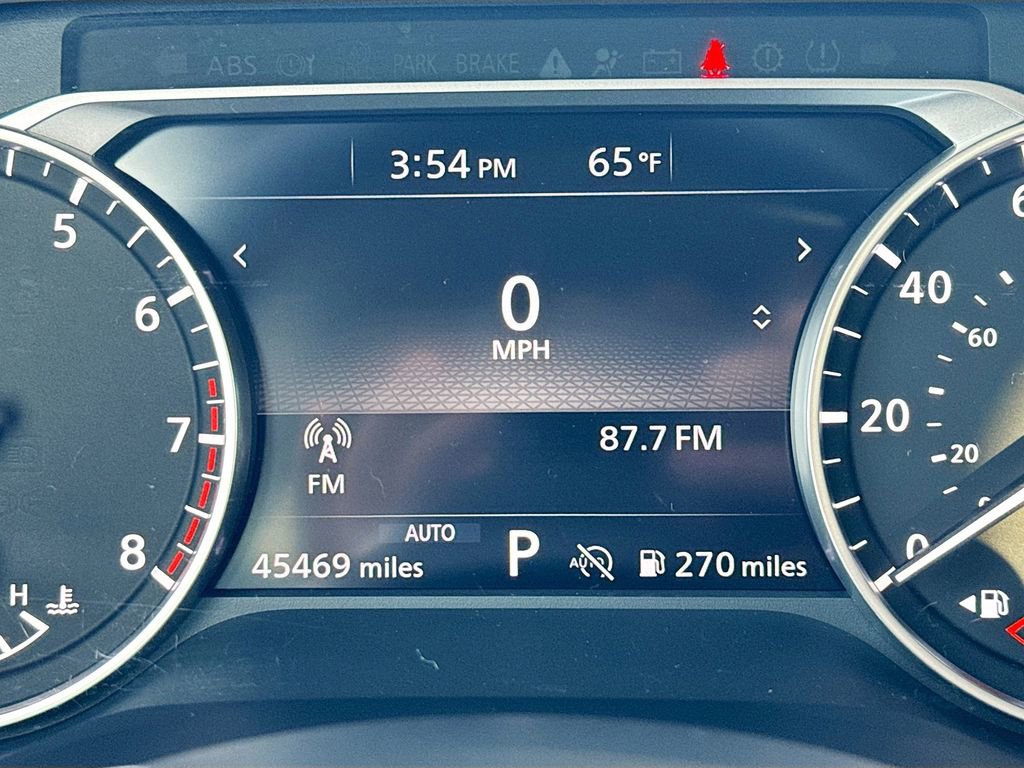 Used 2023 Nissan Pathfinder S image 12