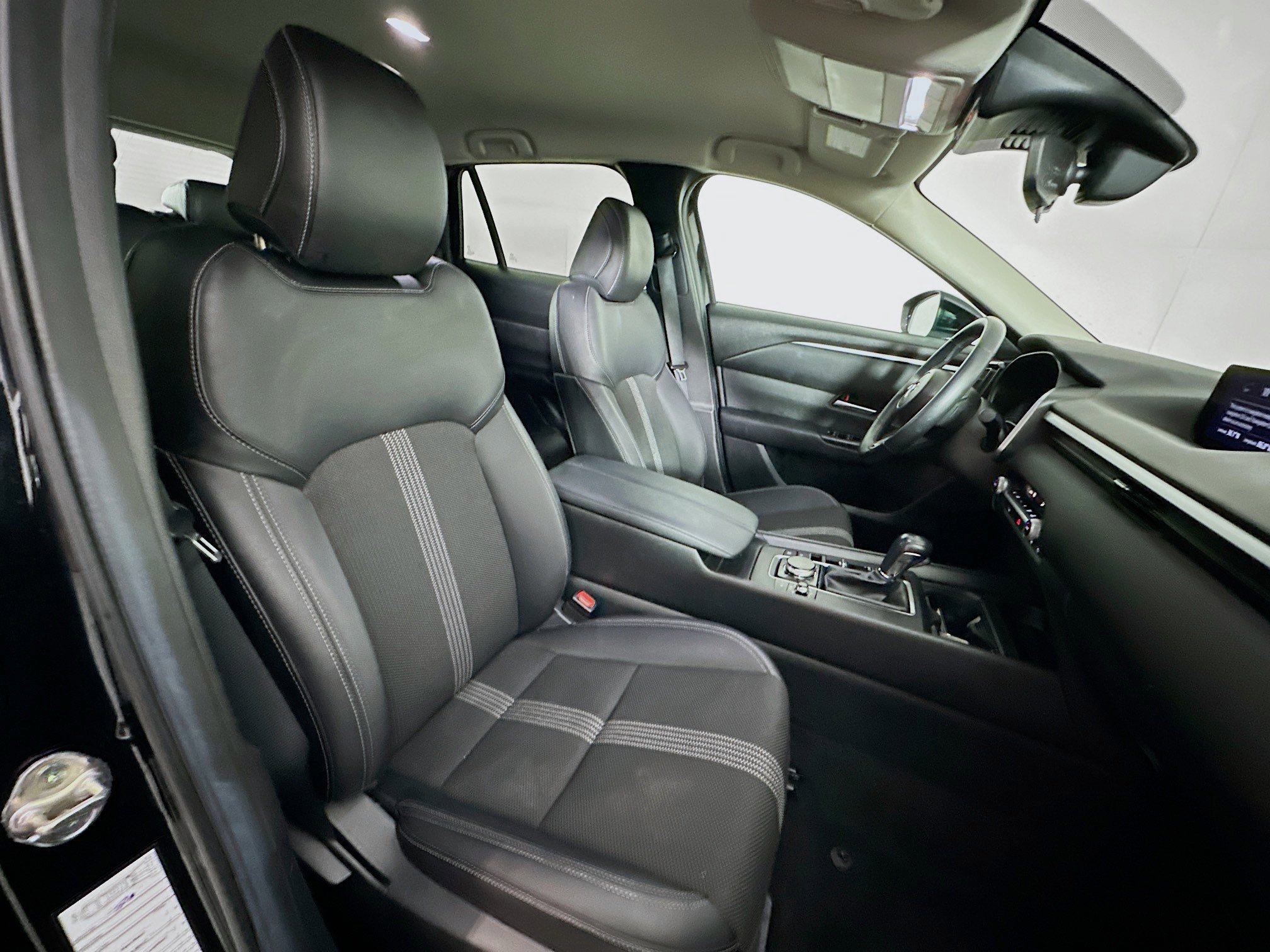 Used 2025 MAZDA CX-50 AWD 2.5 S w/ Preferred Package image 29