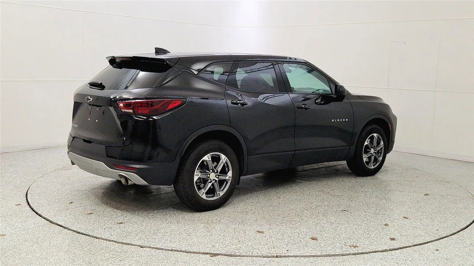 Used 2023 Chevrolet Blazer LT image 7