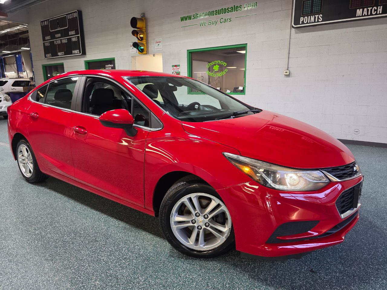 Used 2016 Chevrolet Cruze LT FWD image 14