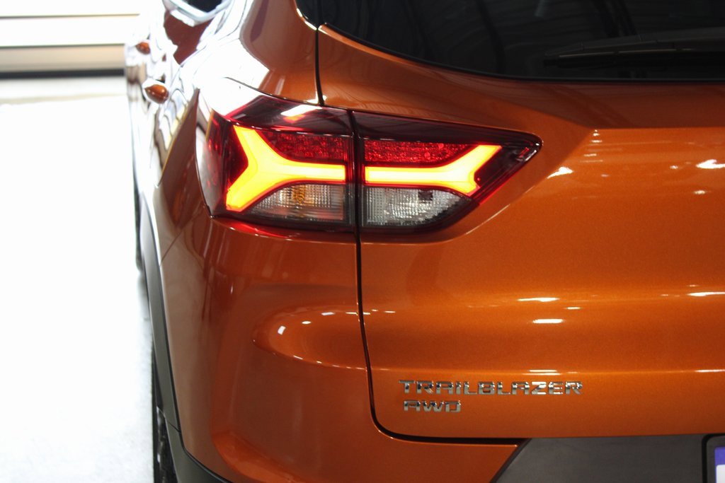 Used 2023 Chevrolet TrailBlazer ACTIV w/ Convenience Package image 39