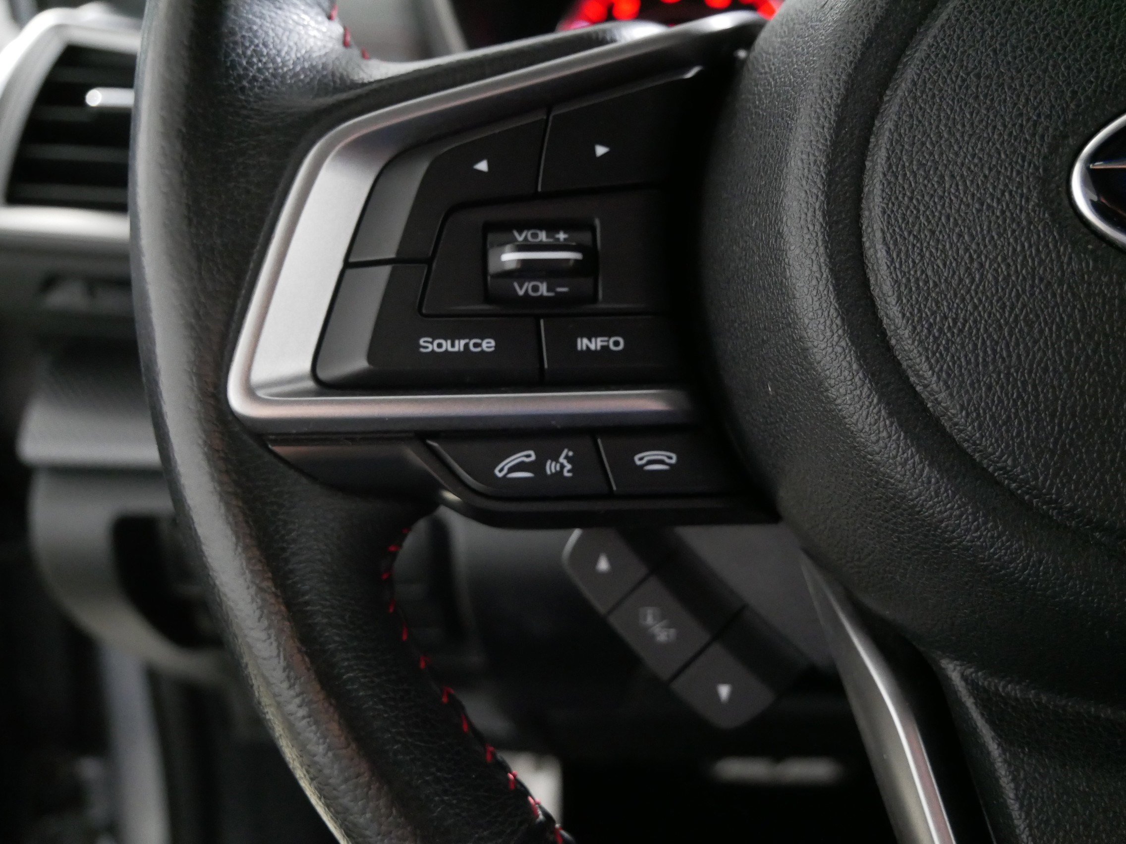 Used 2022 Subaru Impreza 2.0i Sport image 28