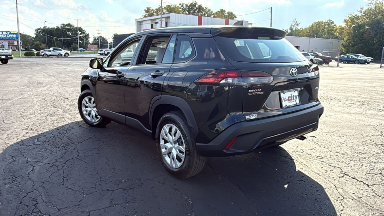 New 2026 Toyota Corolla Cross L image 5