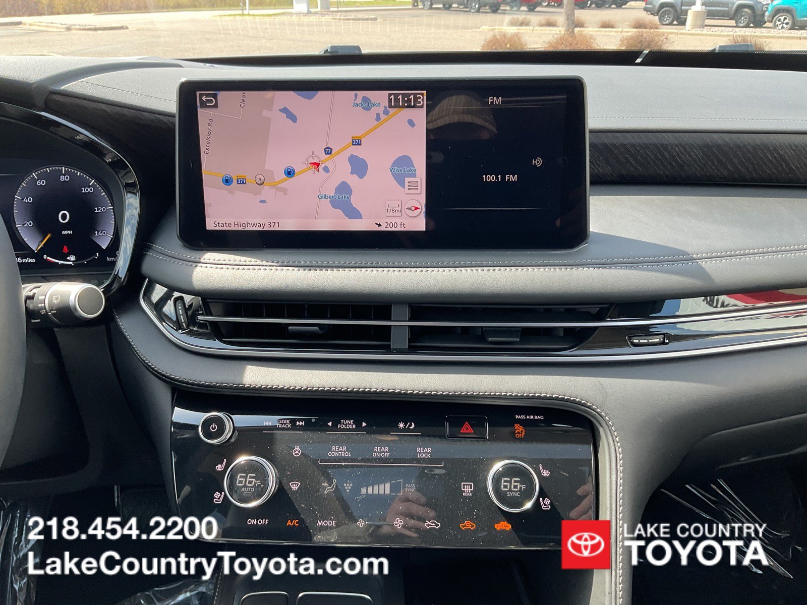 Used 2025 INFINITI QX60 Sensory AWD/4WD image 21