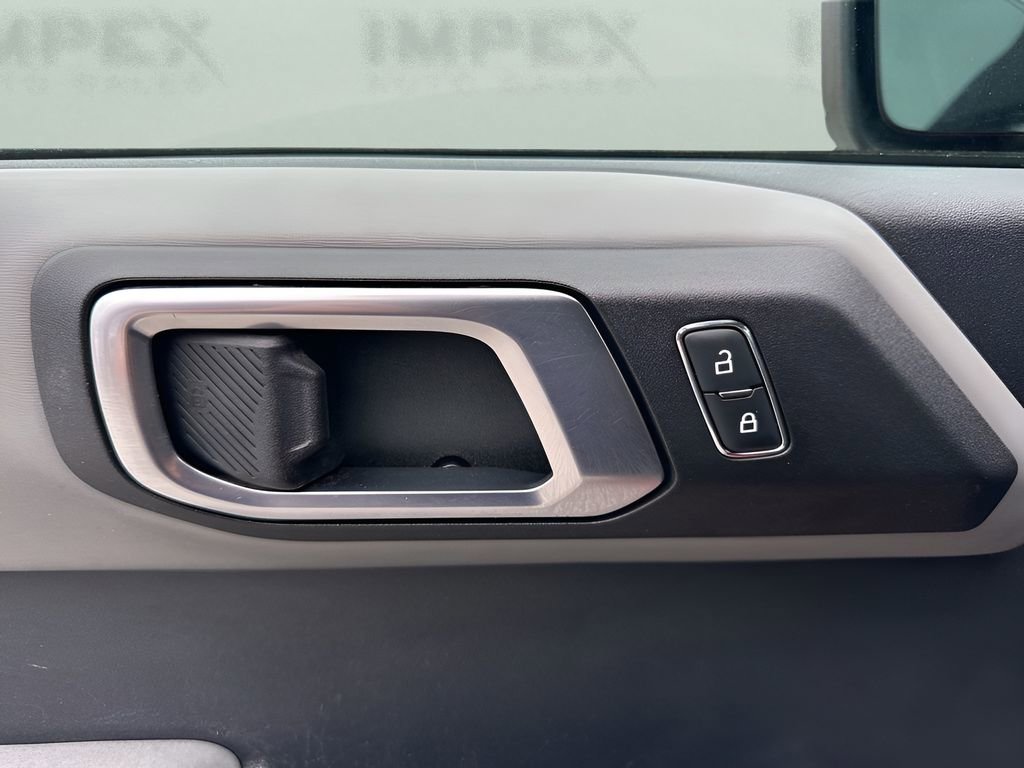 Used 2021 Ford Bronco Badlands image 25