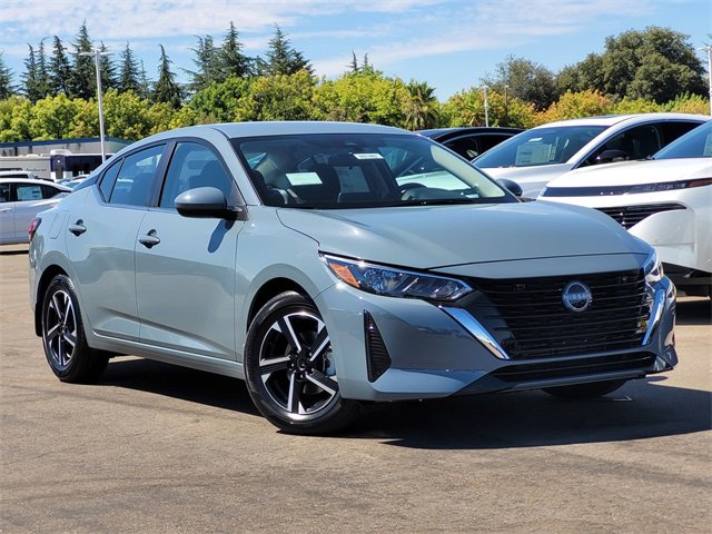 New 2025 Nissan Sentra SV