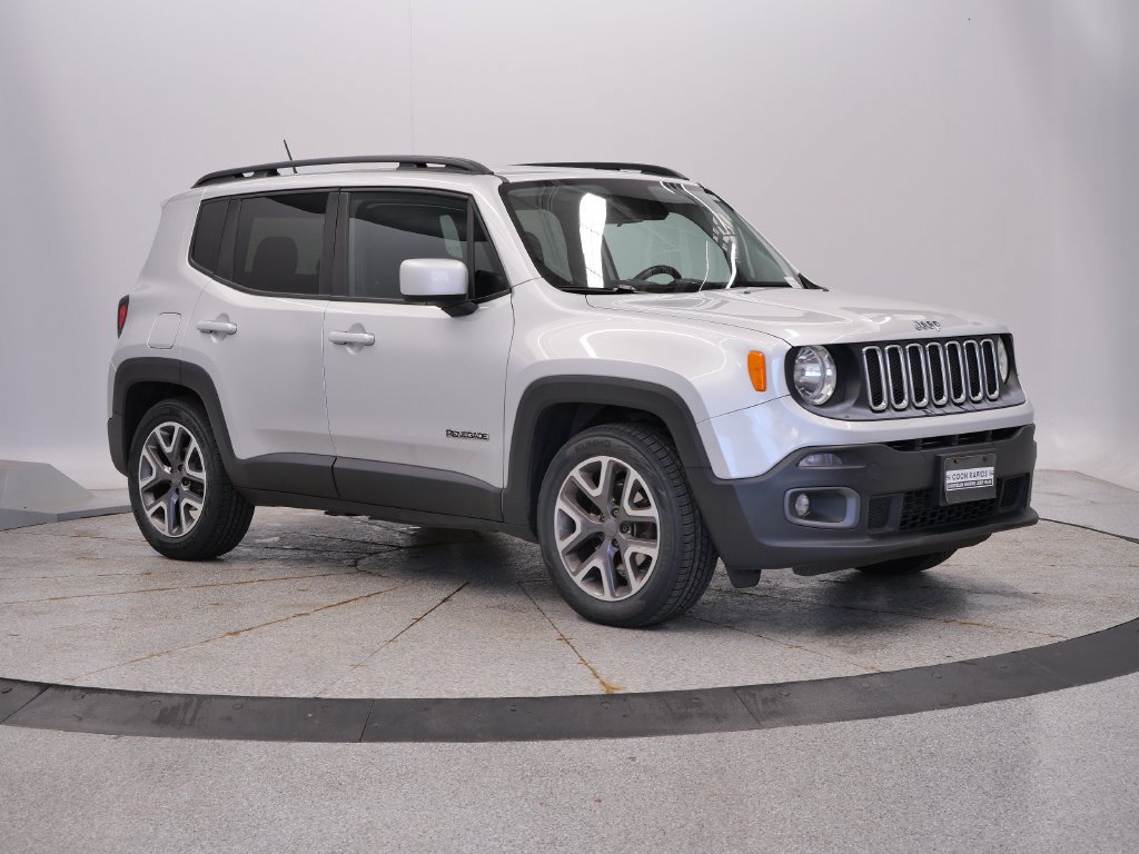 Used 2015 Jeep Renegade Latitude FWD image 7