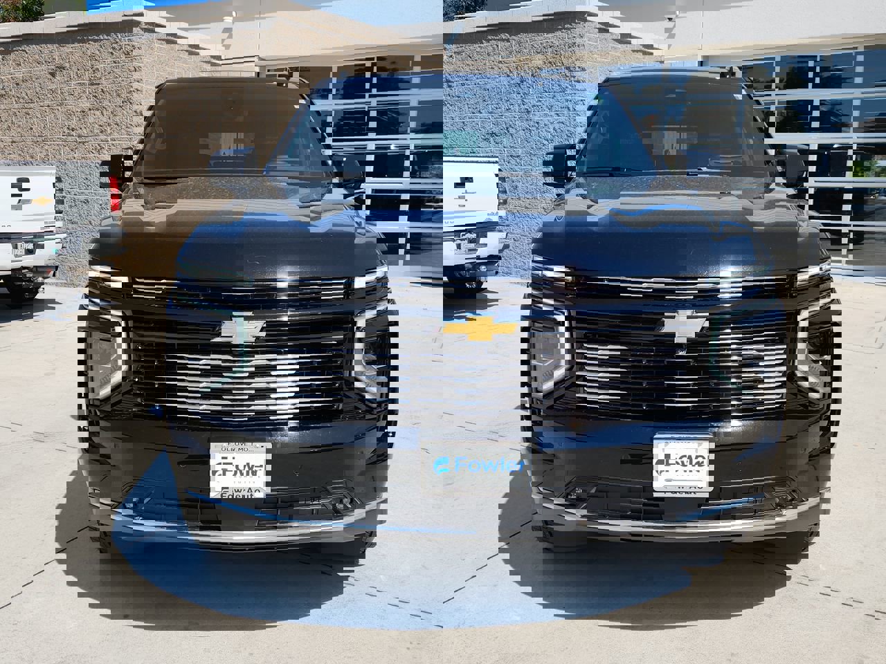 New 2025 Chevrolet Suburban High Country image 38