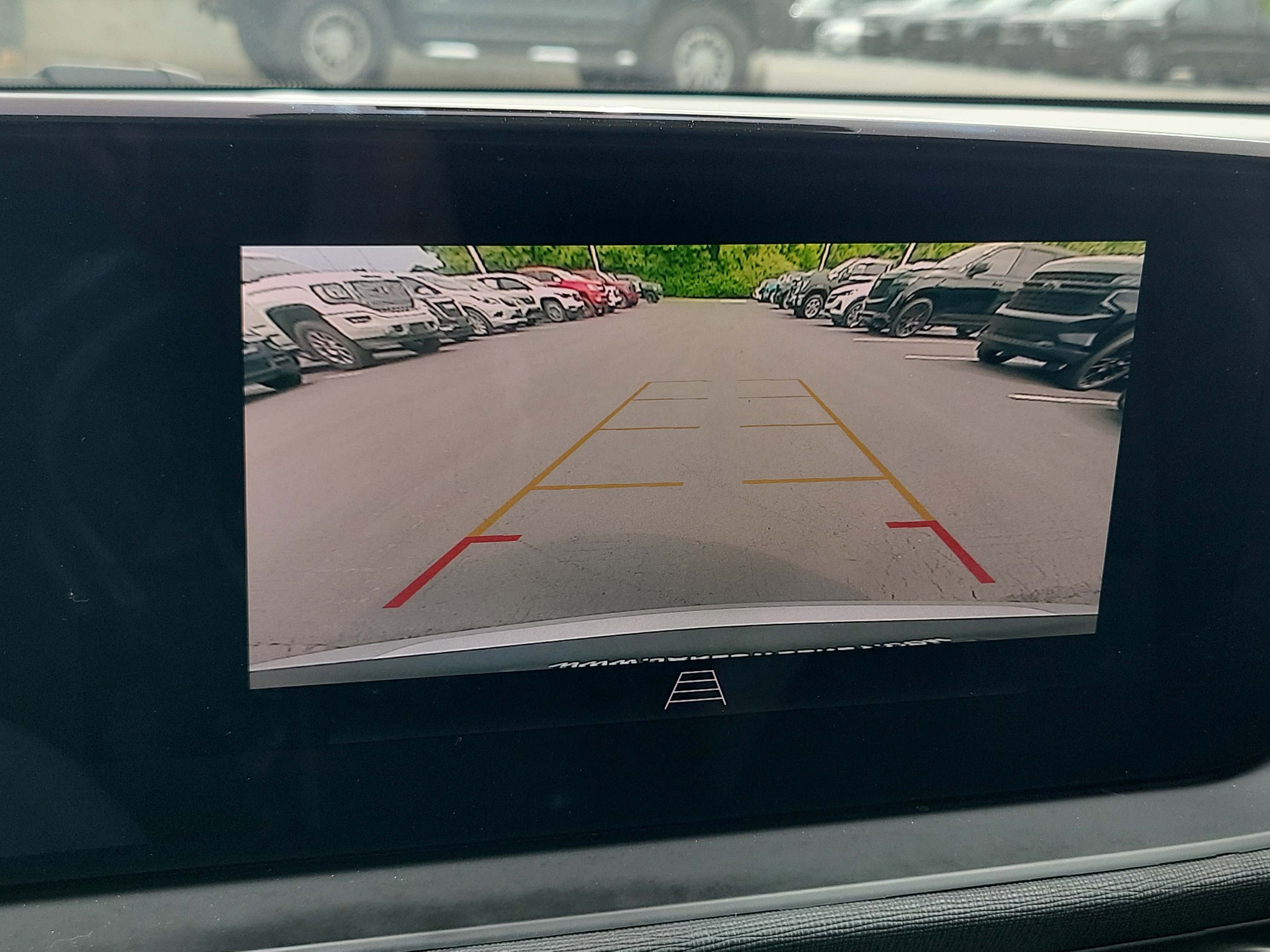 Used 2024 Buick Envista Preferred w/ Convenience I Package FWD image 25