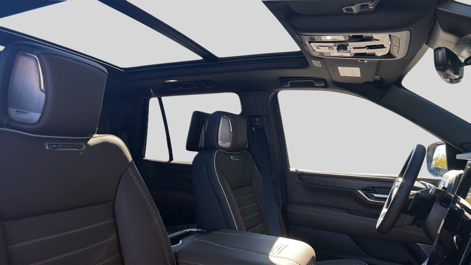 New 2027 GMC Yukon Denali Ultimate w/ LPO, Floor Liner Package AWD/4WD image 27