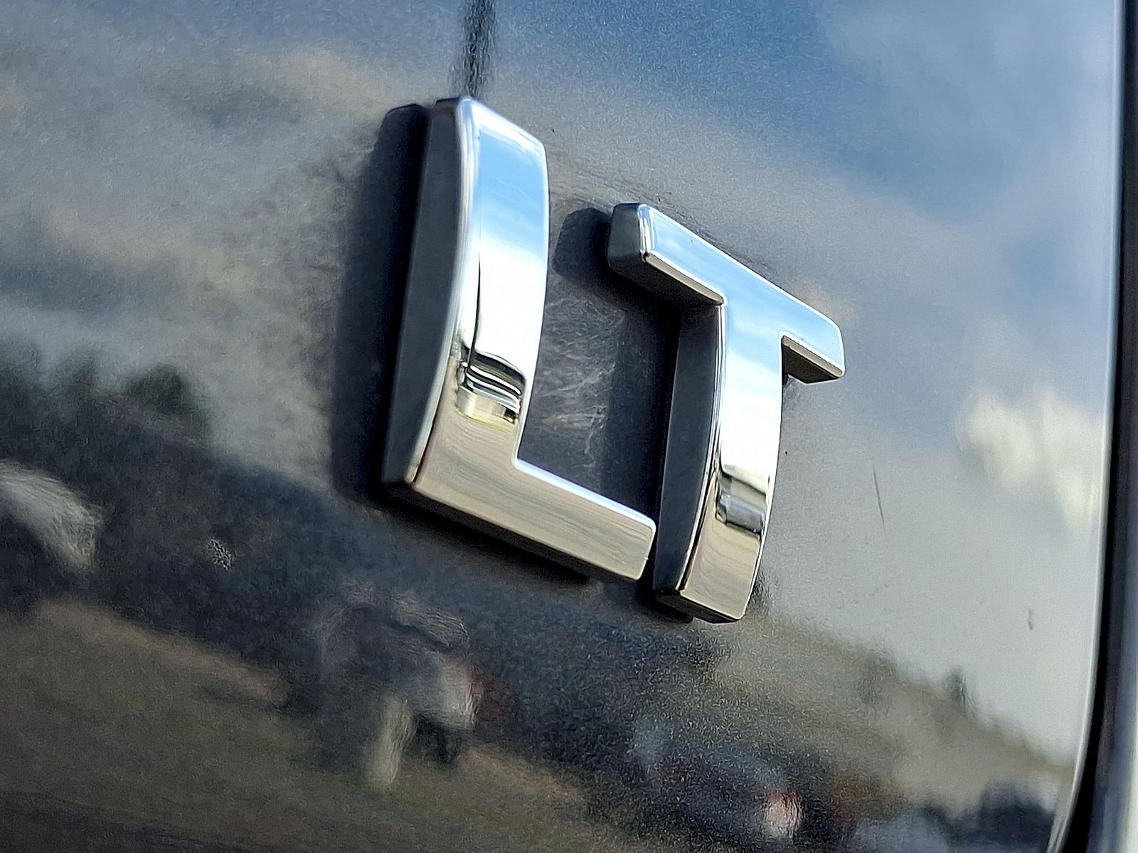 Used 2022 Chevrolet Equinox LT FWD image 23