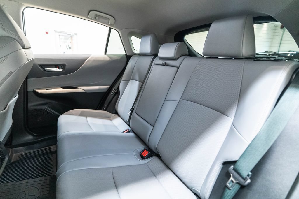 Used 2021 Toyota Venza XLE w/ Softex Package AWD/4WD image 34