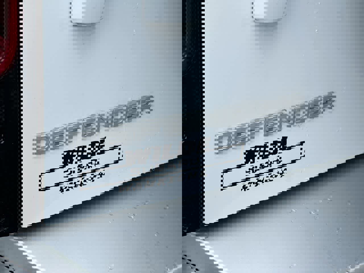 Used 2025 Land Rover Defender 90 S image 17