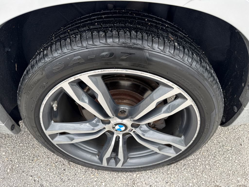 Used 2019 BMW X1 sDrive28i w/ M Sport Package FWD image 13