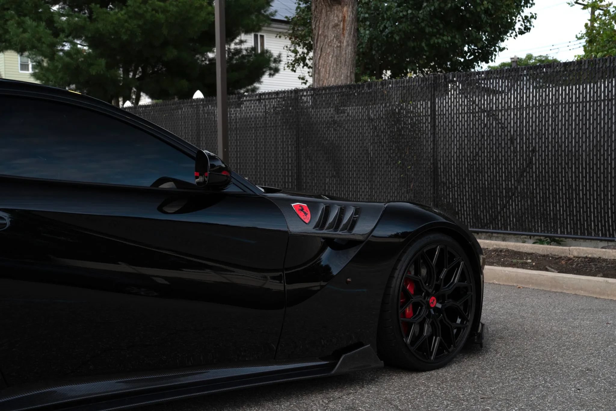 Used 2015 Ferrari F12 Berlinetta RWD image 35