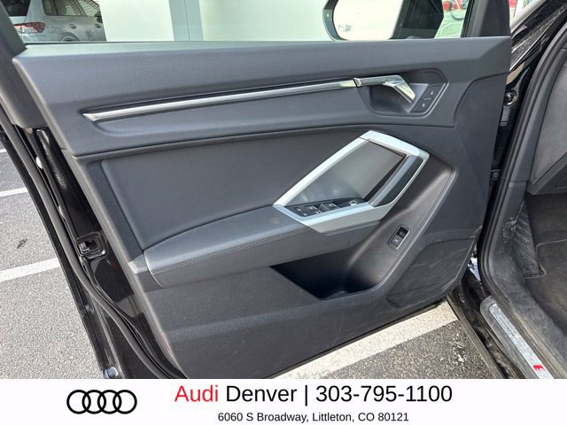 Used 2020 Audi Q3 2.0T Premium w/ Convenience Package AWD/4WD image 7