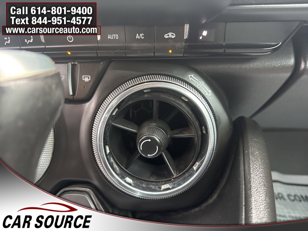 Used 2017 Chevrolet Camaro LT image 27