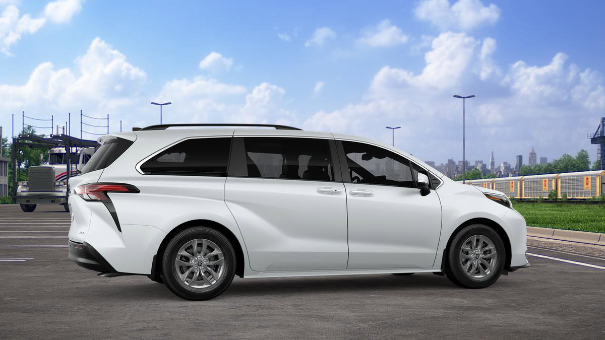 New 2026 Toyota Sienna XLE AWD/4WD image 13