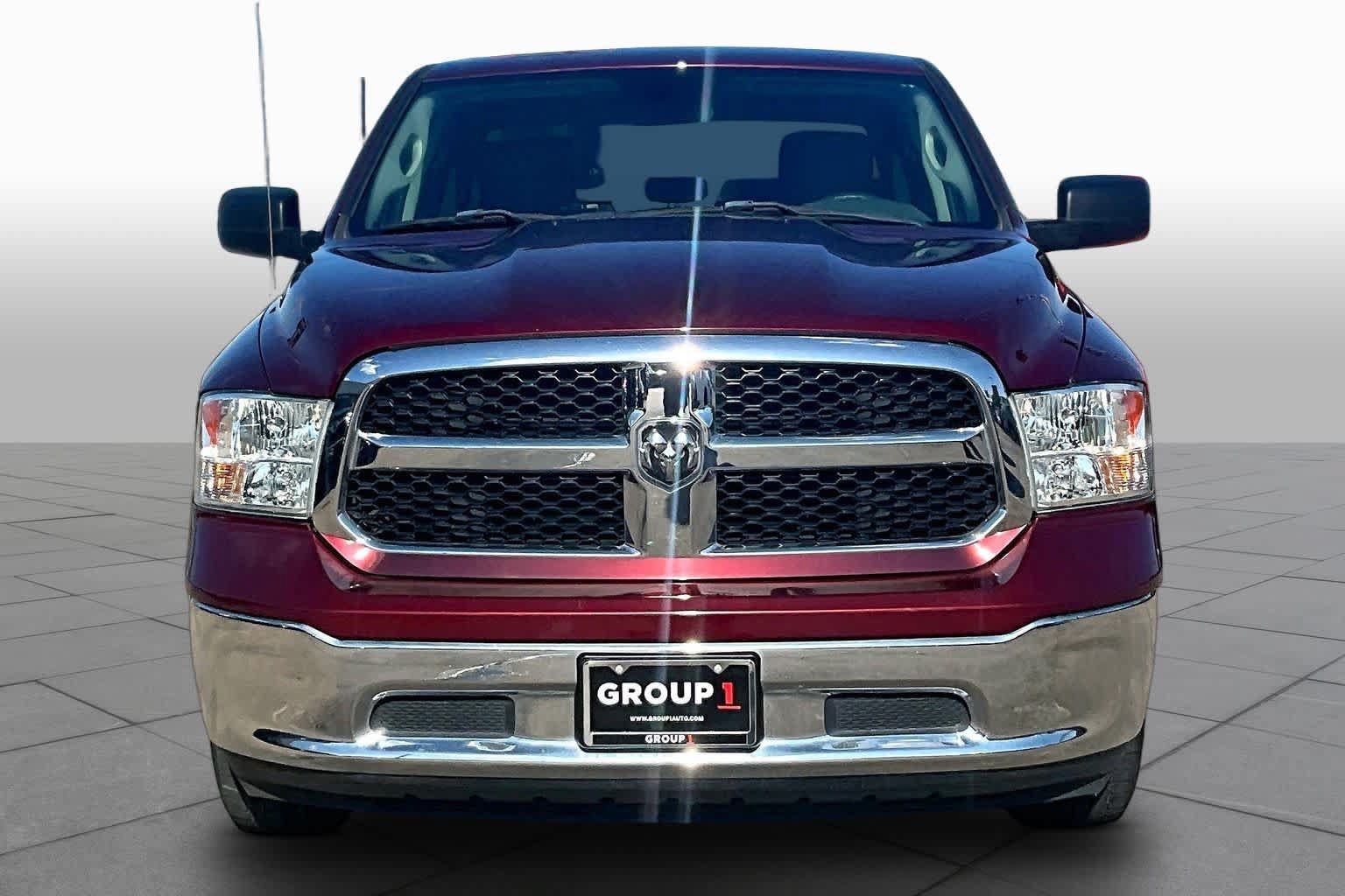Used 2019 RAM 1500 Tradesman w/ Chrome Appearance Group RWD image 4