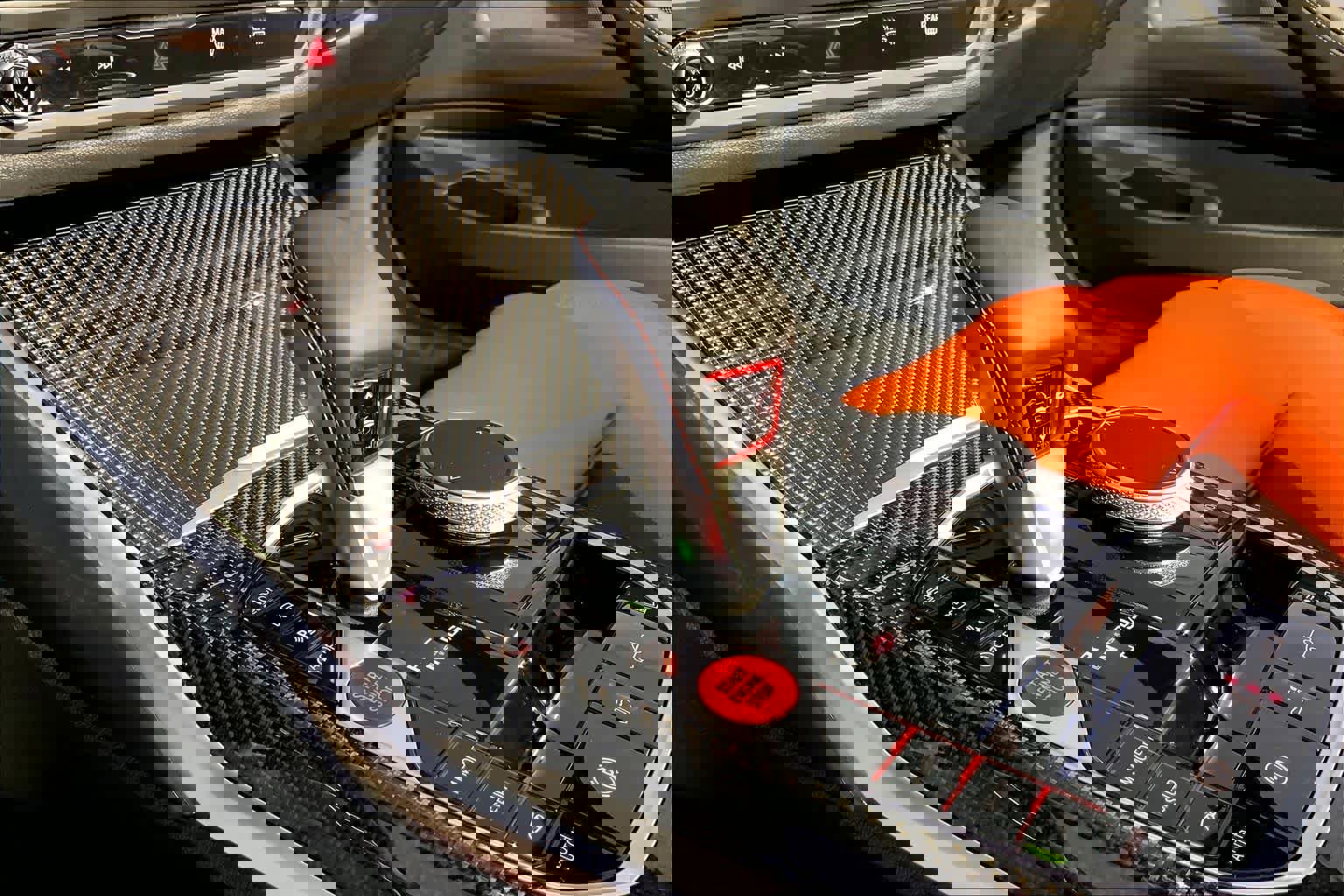 Used 2025 BMW M4 xDrive Competition w/ Executive Package image 17