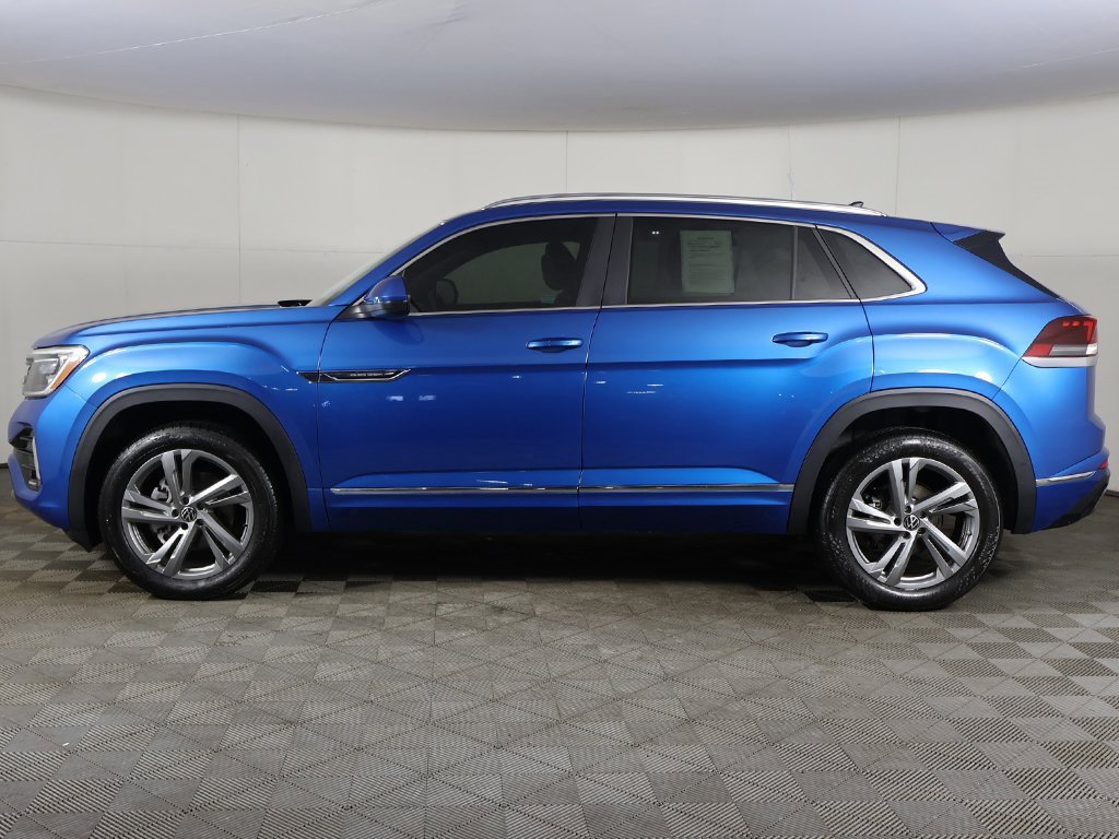 Used 2024 Volkswagen Atlas Cross Sport SEL R-Line image 19