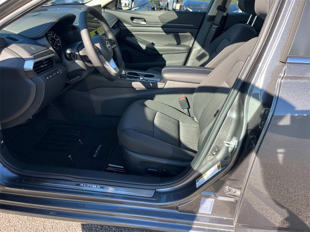 New 2025 Nissan Altima 2.5 SV w/ SV Premium Package image 19