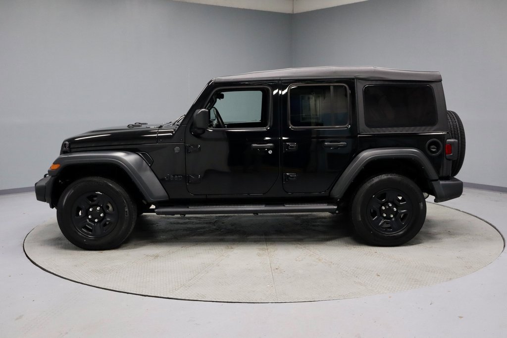 Used 2023 Jeep Wrangler Sport image 7