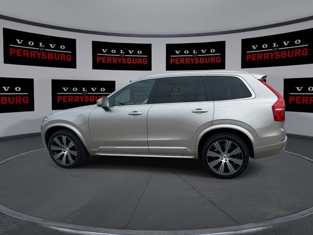 Used 2024 Volvo XC90 T8 Plus w/ Protection Package Premier AWD/4WD image 5