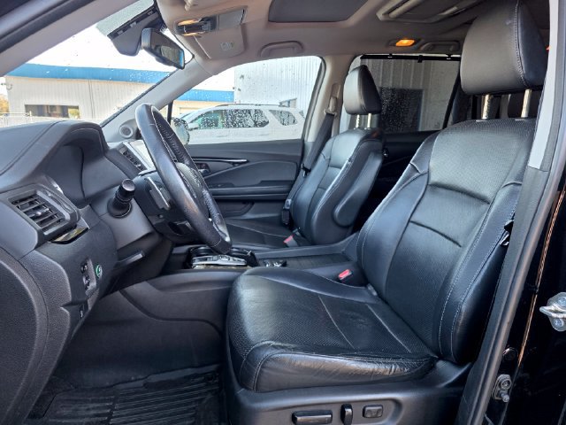 Used 2016 Honda Pilot Elite image 10