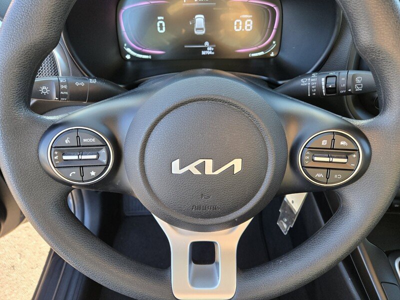 Used 2024 Kia Soul LX w/ Option Group 015 FWD image 19