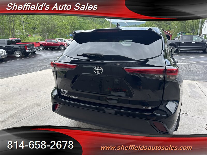 Used 2020 Toyota Highlander L AWD/4WD image 5