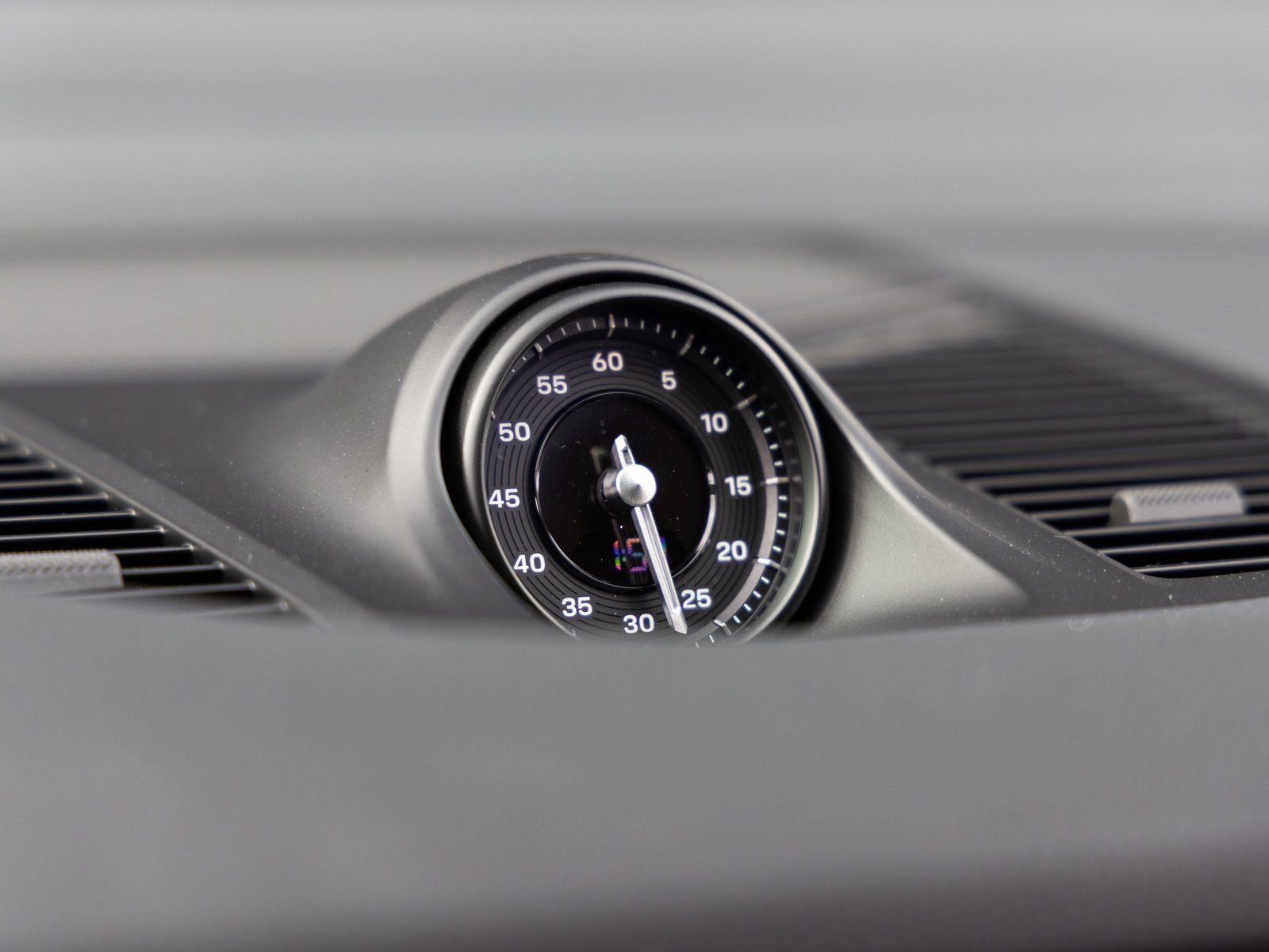 Certified 2026 Porsche Cayenne Coupe image 17